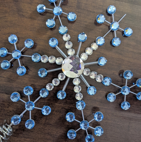 ❗ SOLD ❗Bling Rhinestone Snowflake Tree Topper - Picture 2 of 6